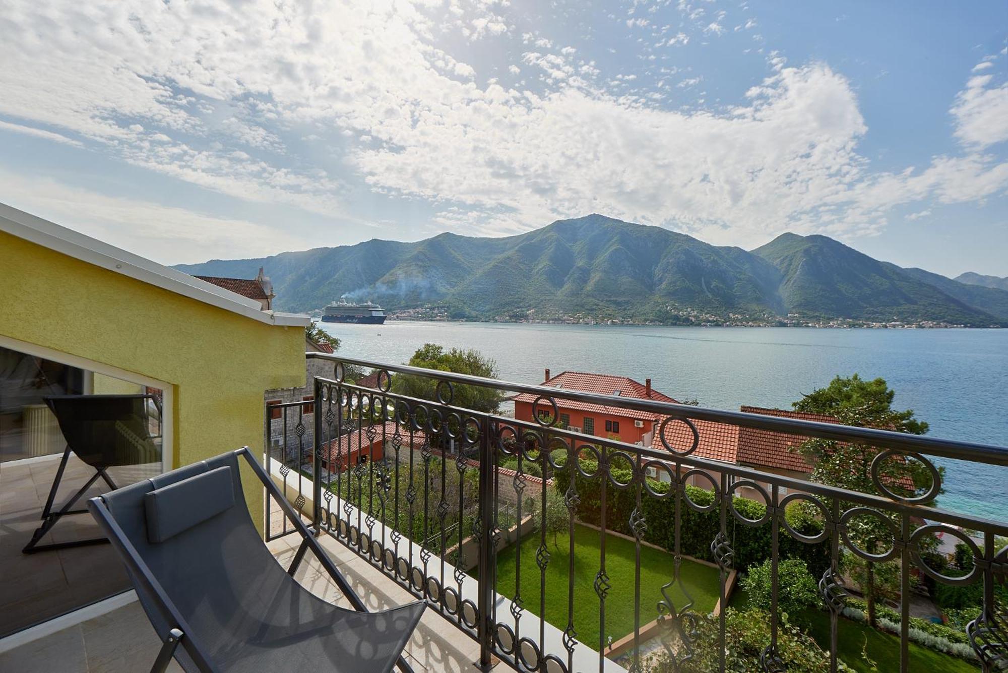 2Montenegro Mimoza Apartments ドブロタ エクステリア 写真