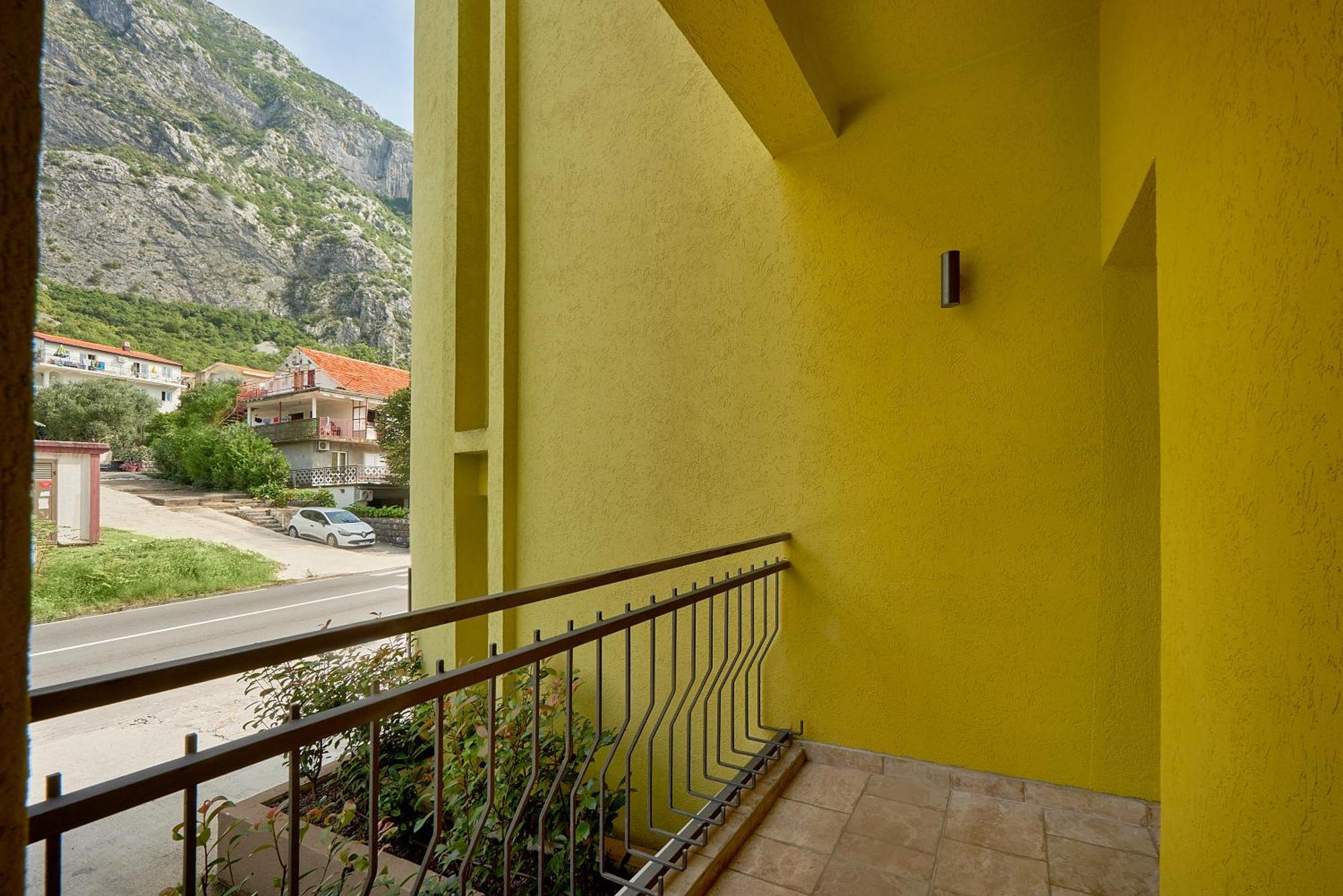 2Montenegro Mimoza Apartments ドブロタ エクステリア 写真
