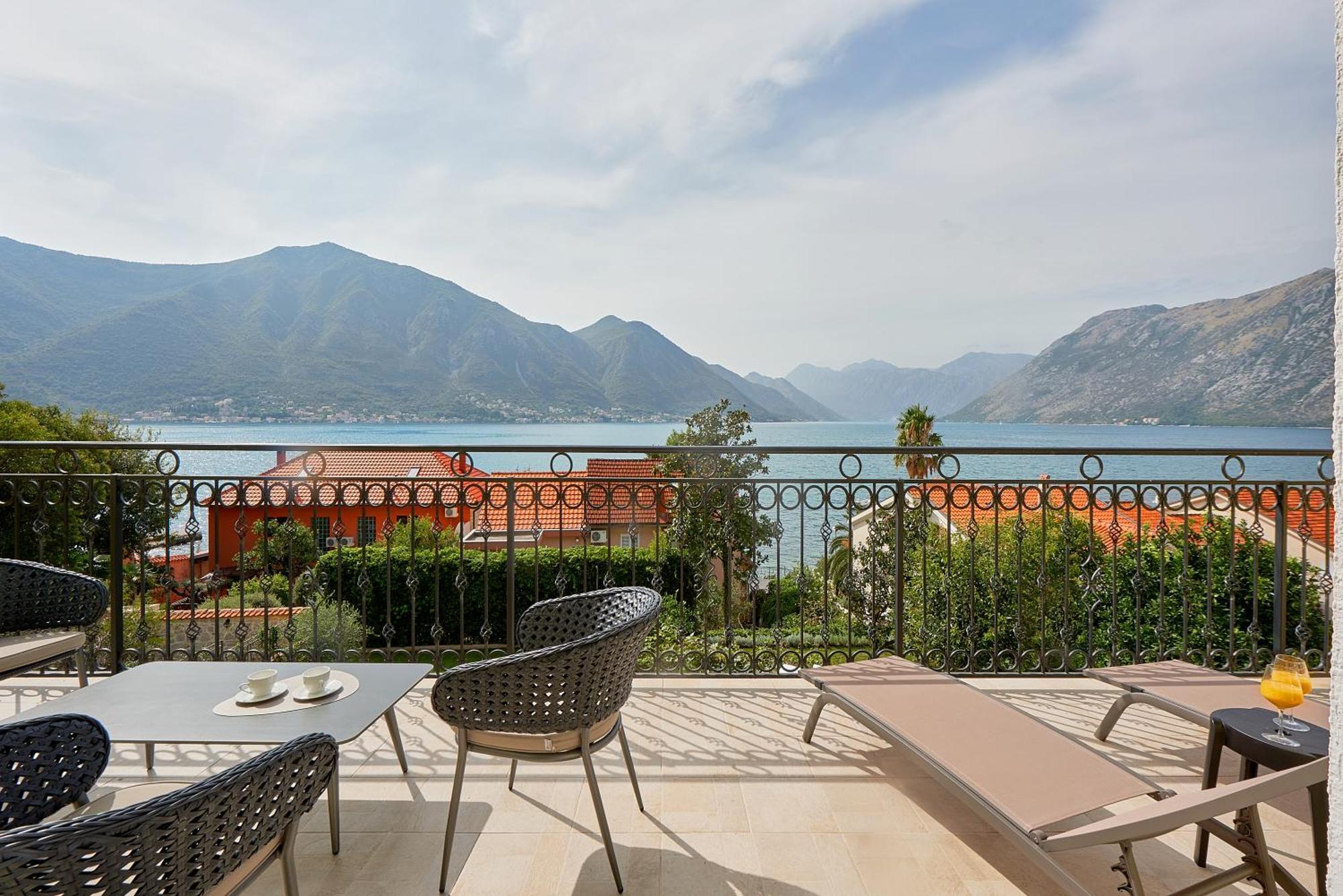 2Montenegro Mimoza Apartments ドブロタ エクステリア 写真